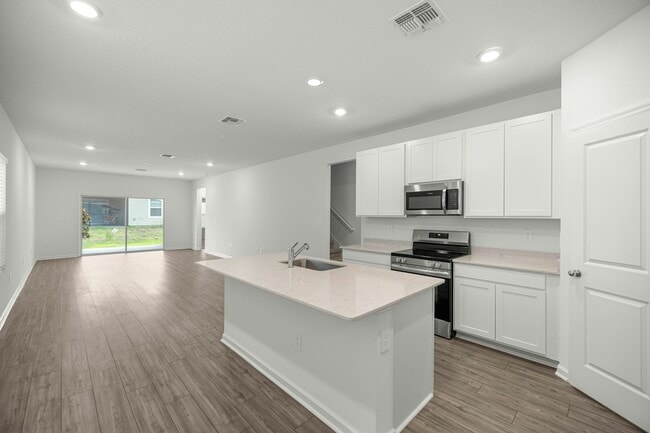 Building Photo - 4610 SW 89th Loop