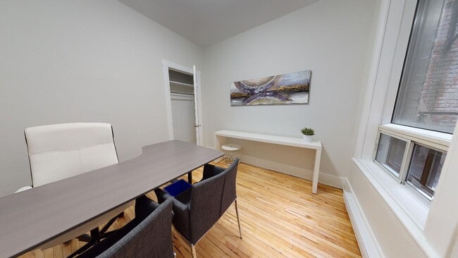 Building Photo - 2054 Claremont