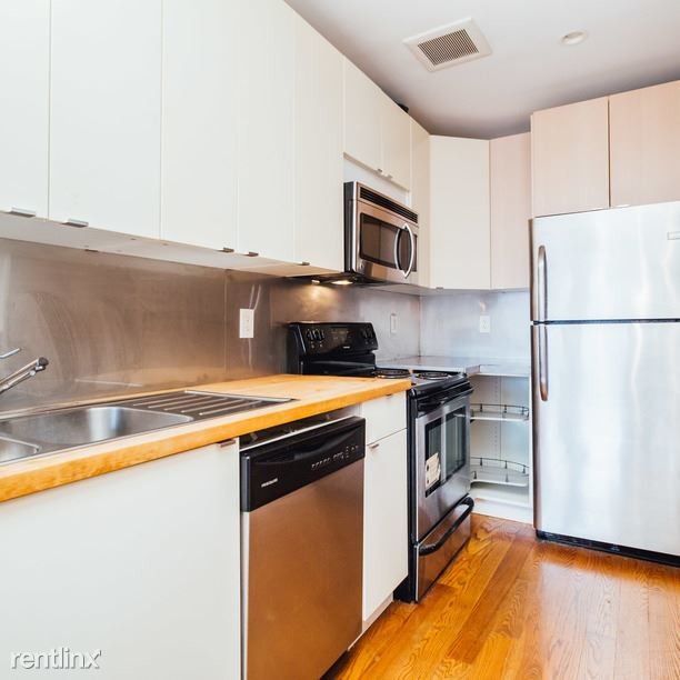 Foto del edificio - 568 Willoughby Ave