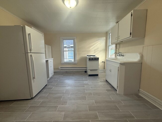 Foto del edificio - 1742-1744-1744 Wayne Ave