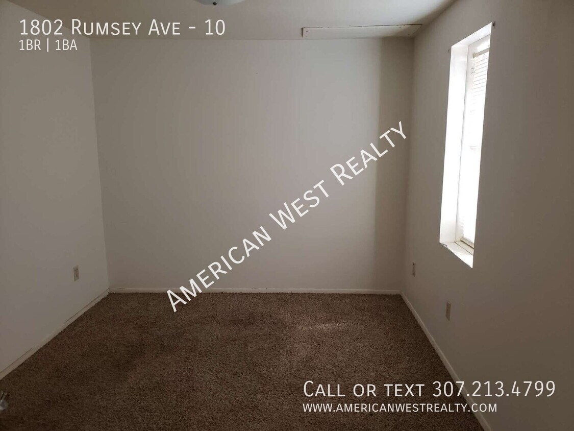 Foto del edificio - 1802 Rumsey Ave