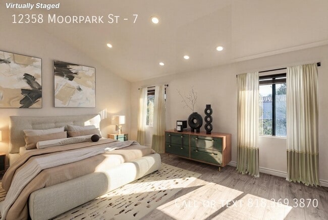 Foto del edificio - 12358 Moorpark St