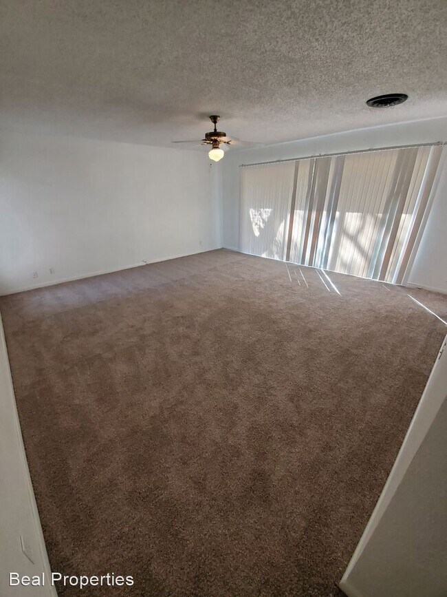 Building Photo - 3 br, 3 bath House - 2600 Wayside Dr
