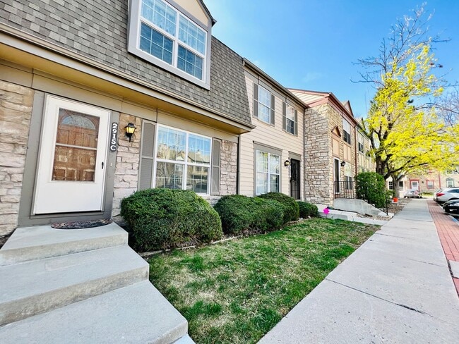 Building Photo - $0 DEPOSIT OPTION. COBBLESTONE VILLAGE GEM...