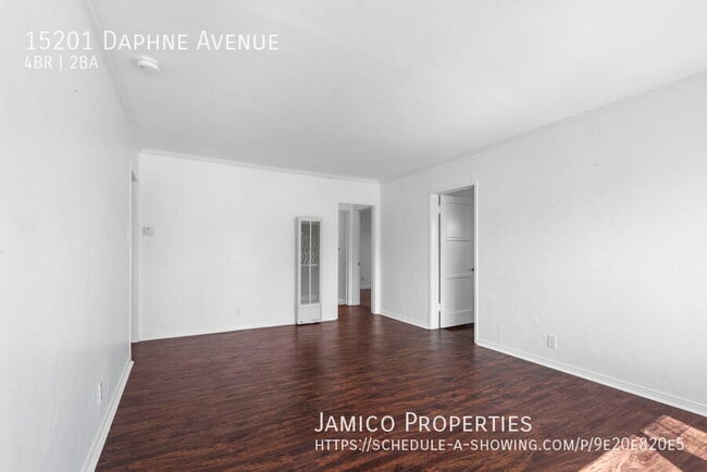 Building Photo - 15201 Daphne Ave