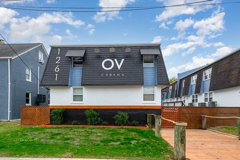 Foto principal - 1261 W Ocean View Ave