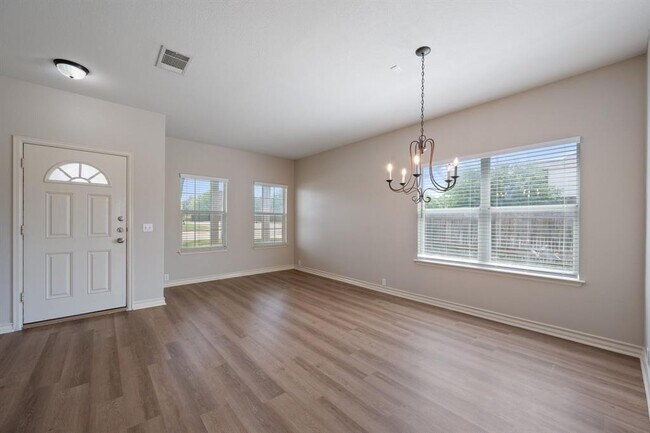 Foto del edificio - 20925 Texas Meadows Dr