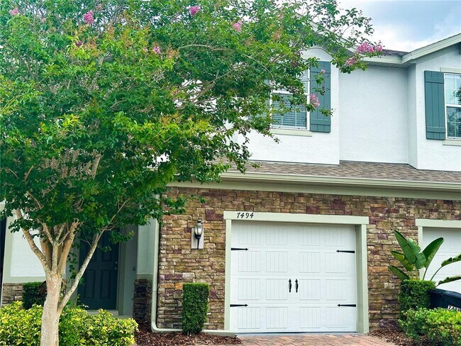 Foto del edificio - 7494 Aloma Pines Ct