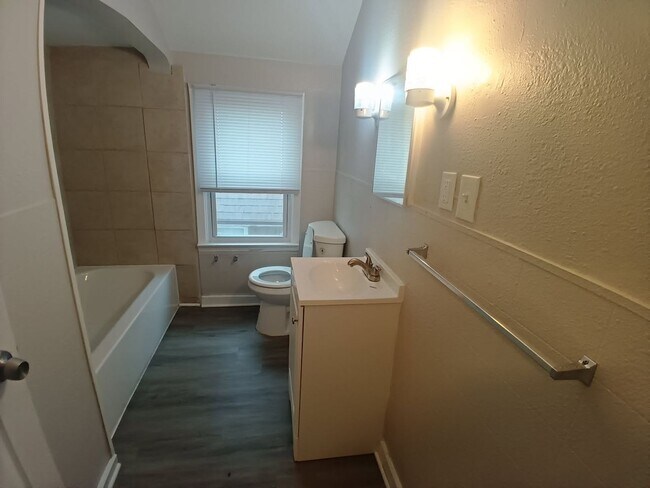 Foto del edificio - 3 Bedroom Colonial