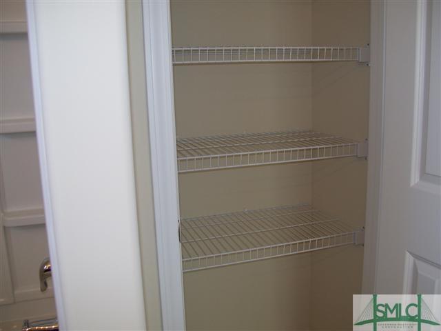 Building Photo - 174 Willow Point Cir
