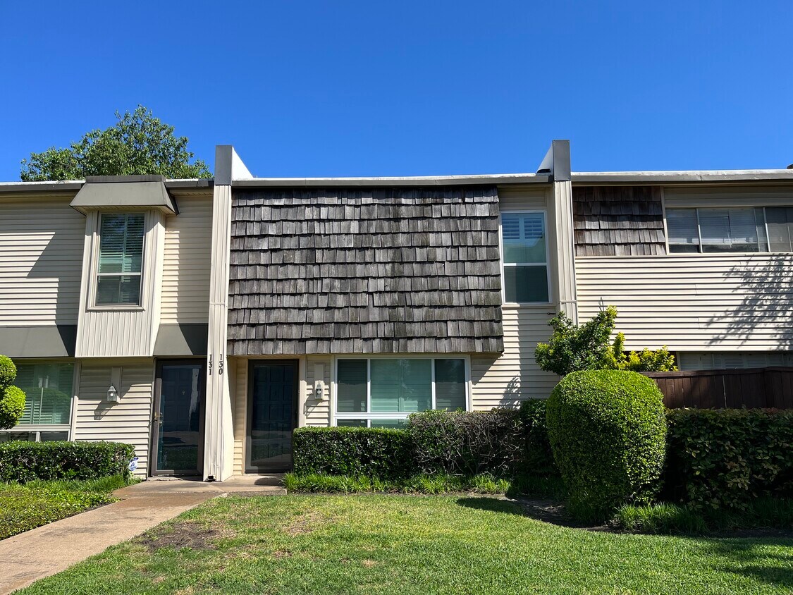 2710 Douglas Ave Unit 130, Dallas, TX 75219 Condo for Rent in Dallas