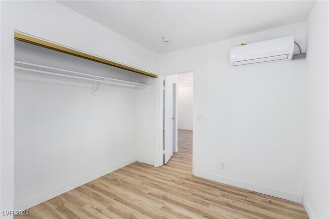 Foto del edificio - 9035 W Hammer Ln