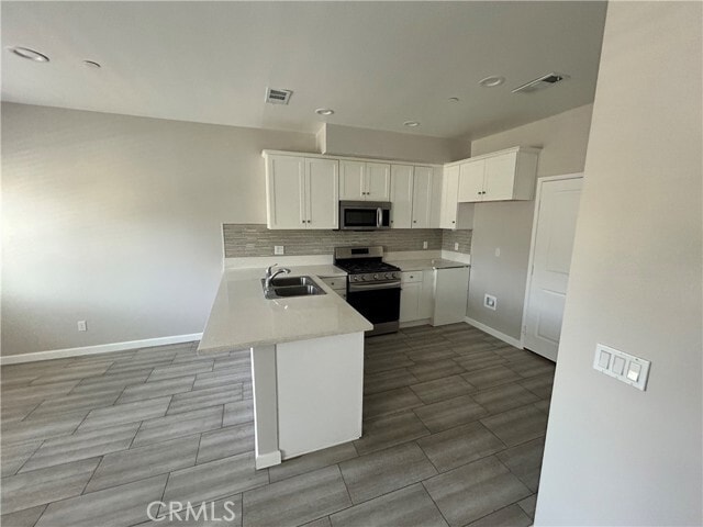 Building Photo - 13665 Arrow Blvd