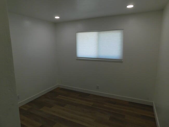 Building Photo - 2204 Greer Ct
