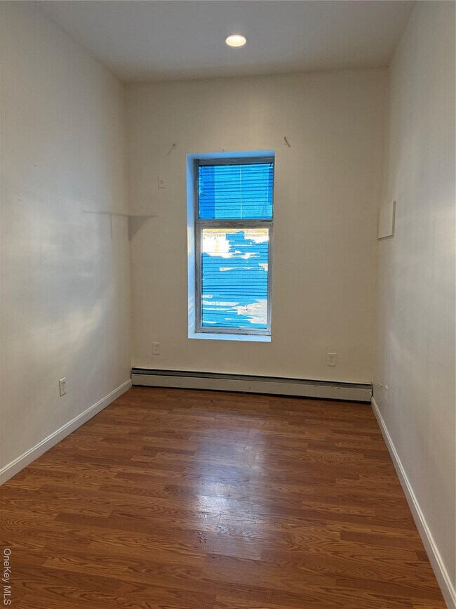 Foto del edificio - 86-28-86-80 80th St