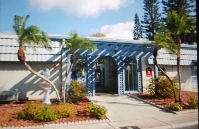 Foto del edificio - 1799 N Highland Ave