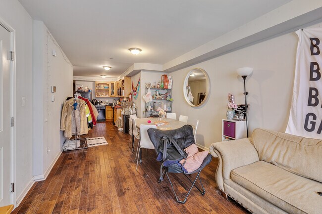 Foto del edificio - 1628 N Willington St