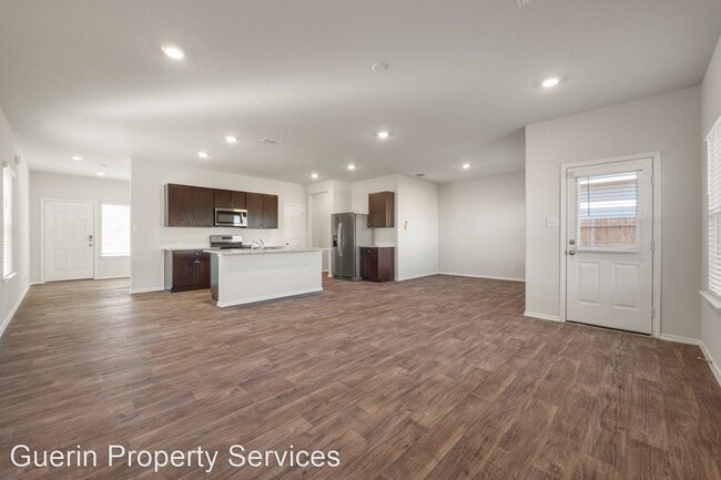 Building Photo - 4 br, 2.5 bath House - 120 Chipping Alley