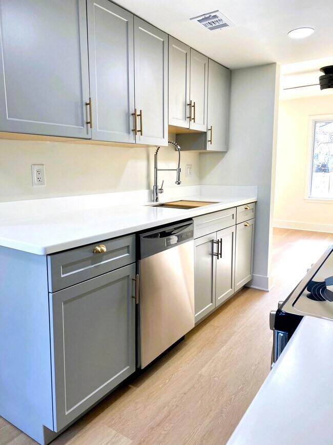 Foto del edificio - 9650 Marston Ln