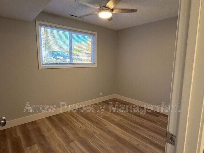 Foto del edificio - 1725 N Iowa Ave