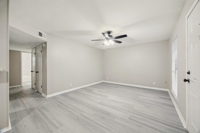 Foto del edificio - 910 7th Ave N