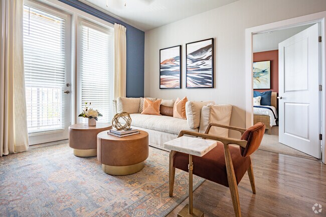 The Pawn- 2BR, 2BA - The Kingson