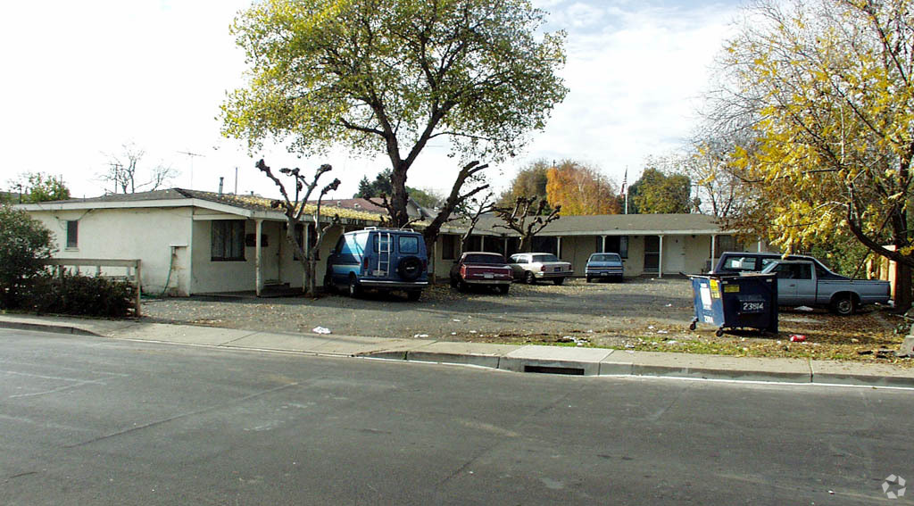 Building Photo - Solano Avenue Apartments