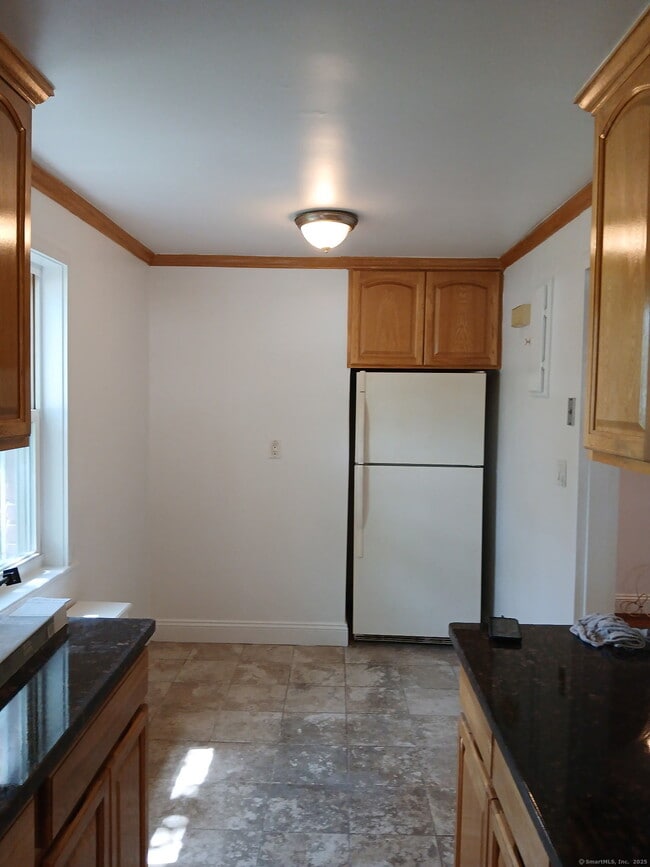 Building Photo - 204 Seaton Rd