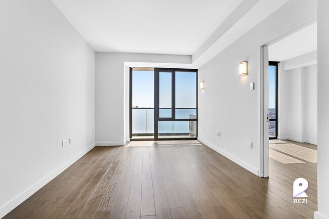 Foto del edificio - 8808 Justice Ave