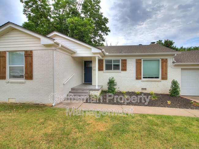 Building Photo - 1414 Oxford Way