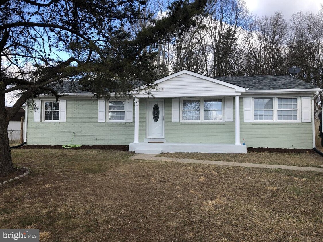 13210 Hillendale Dr, Woodbridge, VA 22193 House Rental in Woodbridge