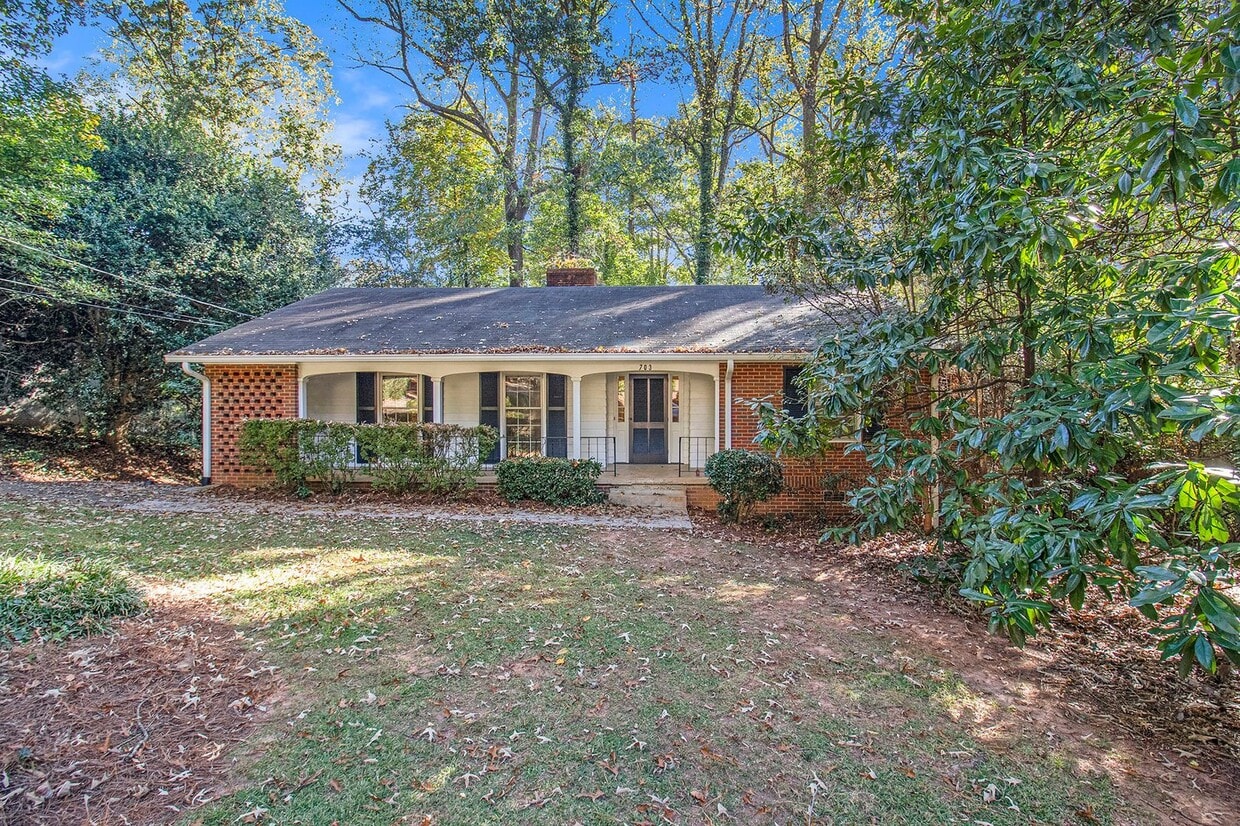 Primary Photo - 2 bdrm, 2 bath home near Emory & CDC