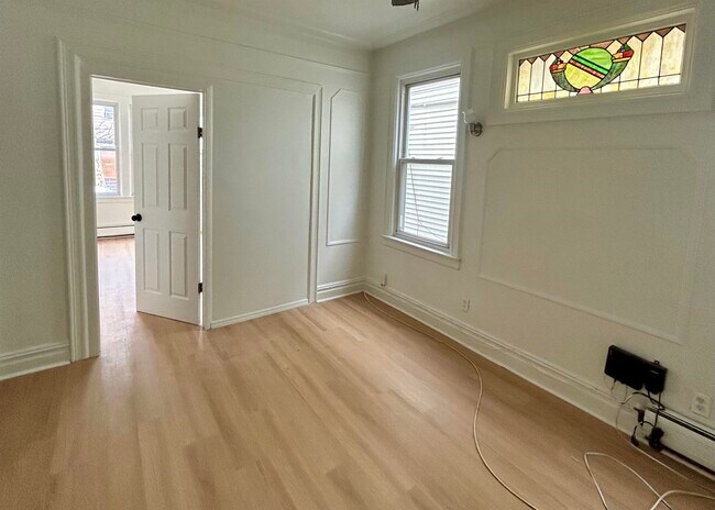 Foto del edificio - 374 Fulton Ave