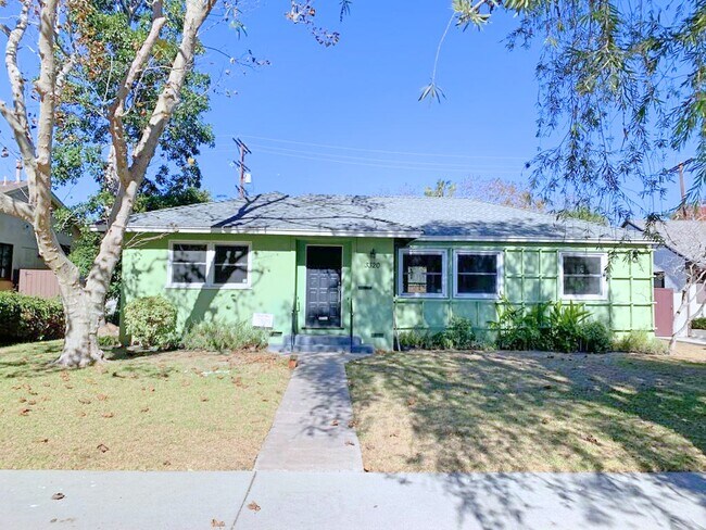 Building Photo - 3320 Stoner Ave