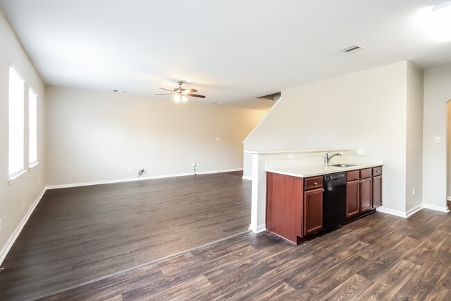 Building Photo - 24099 Wilde Dr