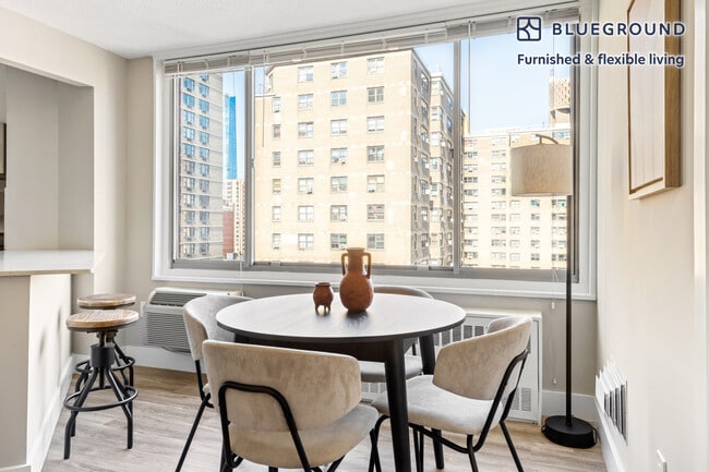 Foto del edificio - 484 2nd Ave