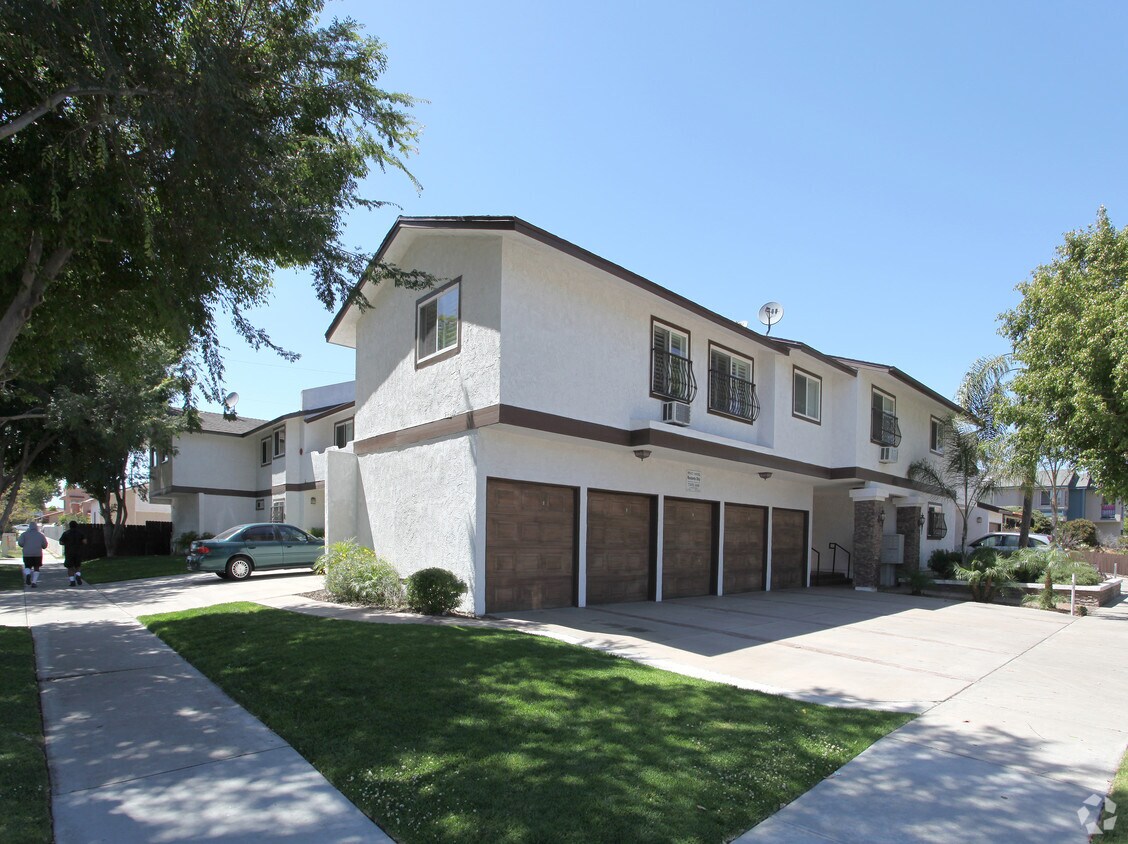 Primary Photo - Orange Blossom Terrace