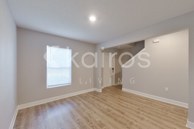 Building Photo - 2820 W Andromedae Dr