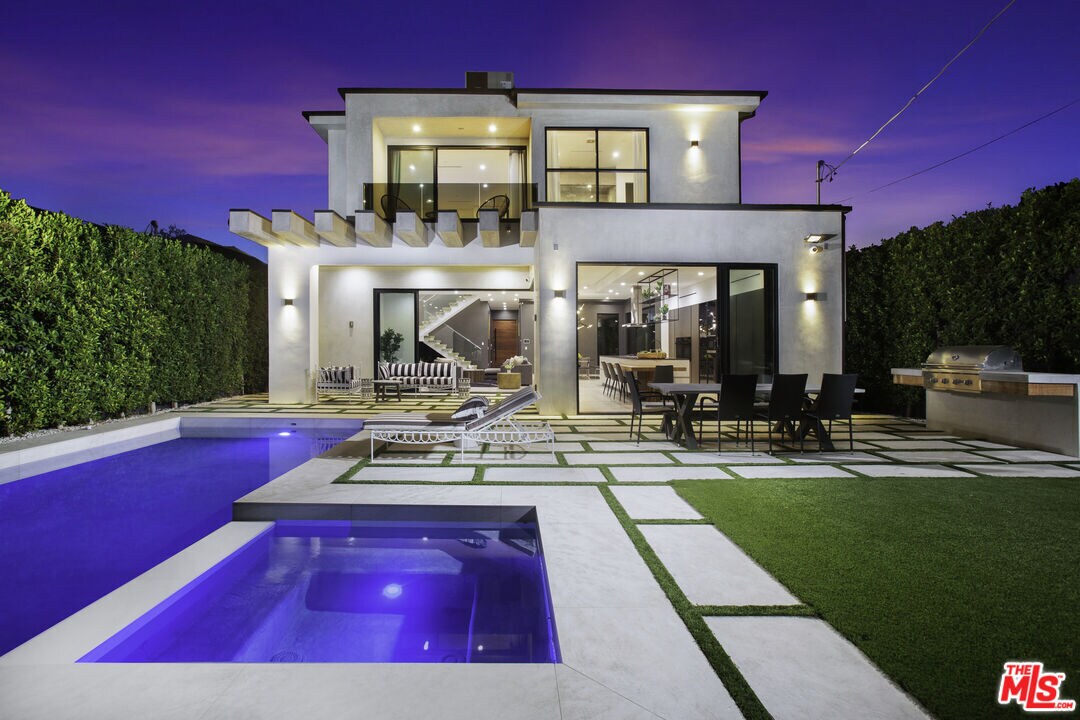 Foto principal - 4527 Simpson Ave