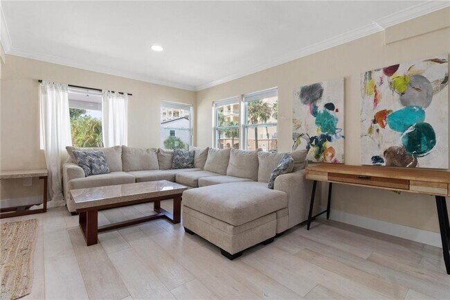 Foto del edificio - 609 N Osceola Ave