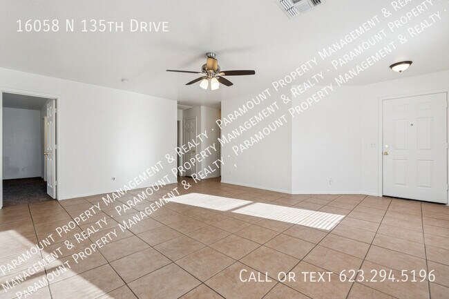 Foto del edificio - 16058 N 135th Dr