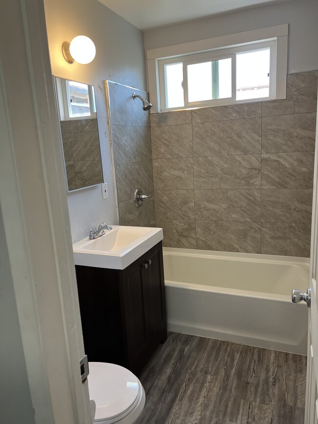 Remodeled Bathroom - 3026 Folsom St