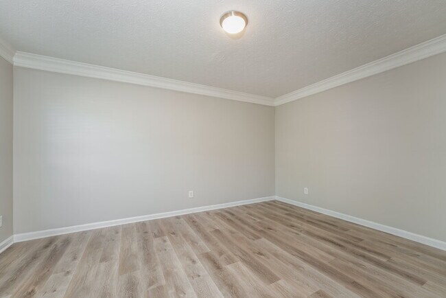 Building Photo - 3511 Kittery Dr SW