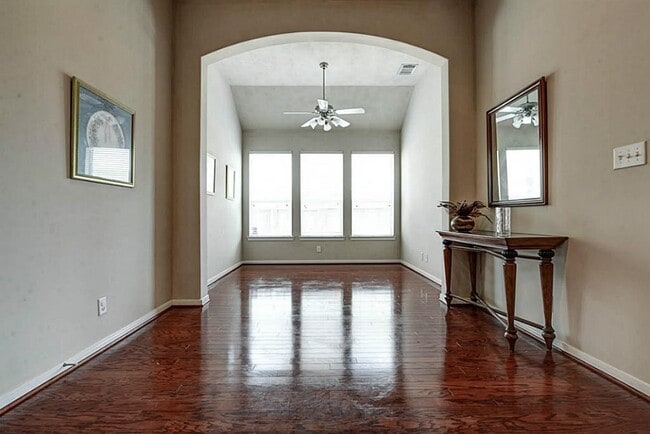 Foto del edificio - 17415 Memorial Blossom Dr