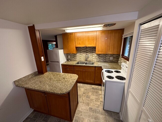 Building Photo - 8626 72nd Avenue Ct SW