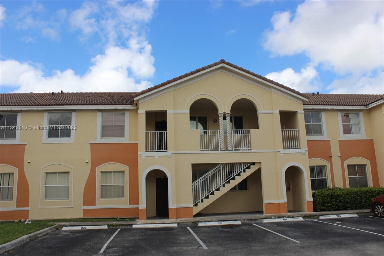 1661 SE 28th St Unit 102, Homestead, FL 33035 Condo for Rent in