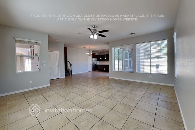 Building Photo - 2713 S Valle Verde