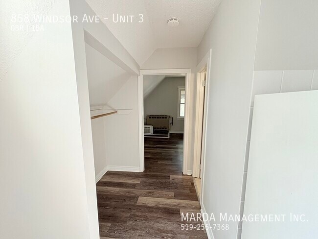 Photo du bâtiment - BACHELOR UNIT 1 BATH - ALL INCLUSIVE - DOW...