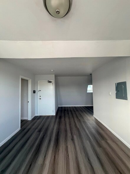 Foto del edificio - 109 Frank E Rodgers Blvd S
