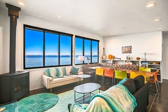 Building Photo - 11143 Rolling Bay Walk NE